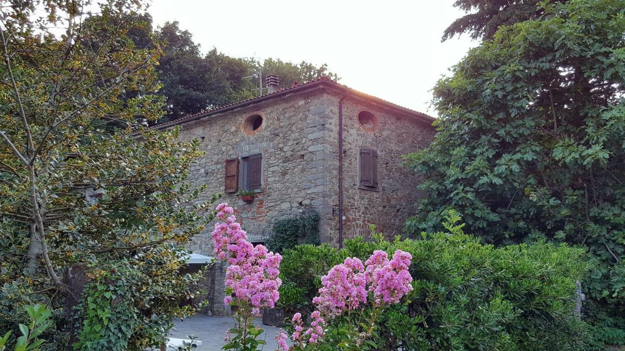 Ai Chiosi Affittacamere Pontremoli Exterior foto